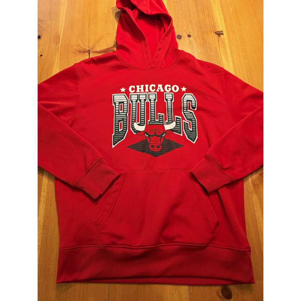 NBA Chicago Bulls Men's L Red Hoodie Fleece Pullover Basketball Graphic